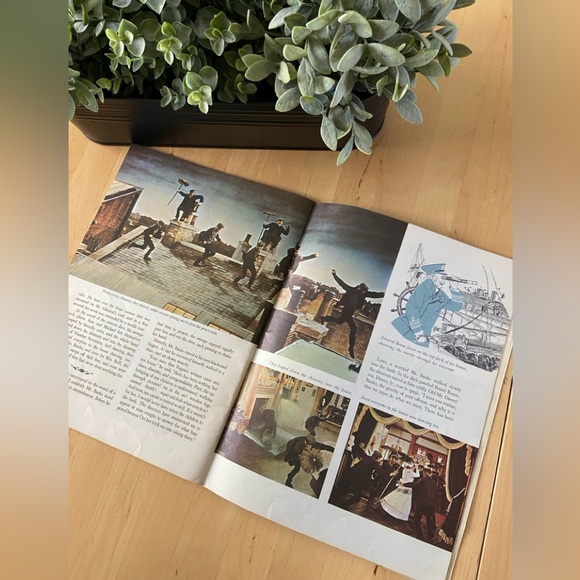 Vintage 1965 Mary Poppins Golden Press Cinematic Picture Book - Picture 6 of 6